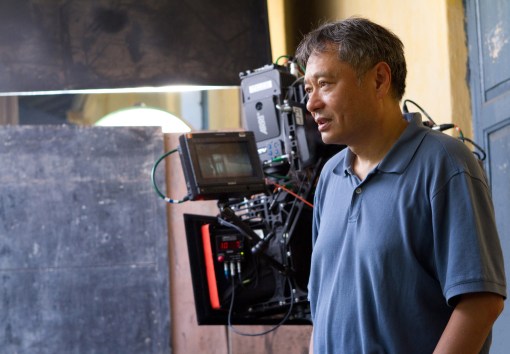 Netter_PI_1418R - Director Ang Lee on the set of LIFE OF PI
