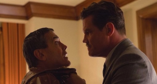 Josh Brolin and George Clooney in Hail Caesar