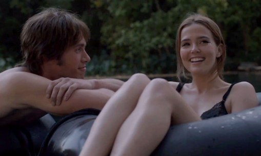 Blake Jenner and Zoey Deutch in Everybody Wants Some